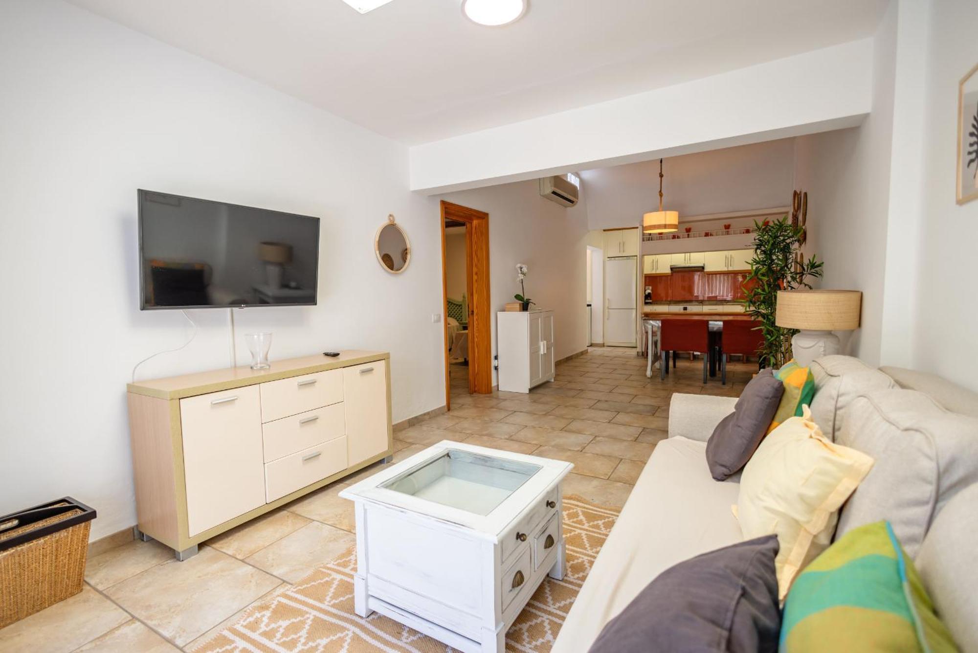 Oasis Holycan - By Gestion Vacacional Canarias San Bartolomé Εξωτερικό φωτογραφία